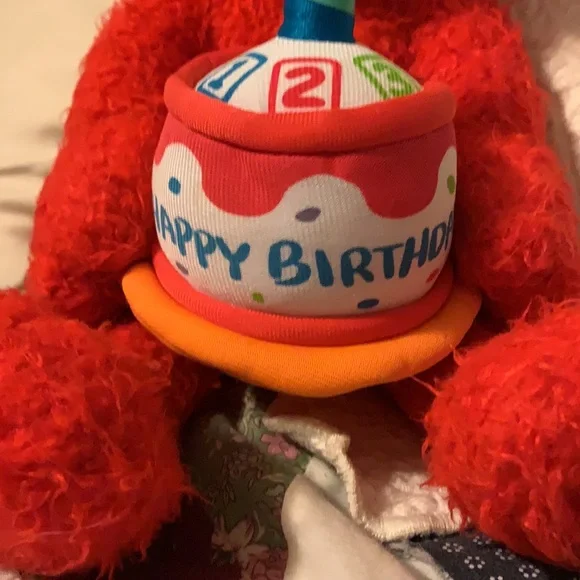 Elmo Happy Birthday! - Picture 2 of 8